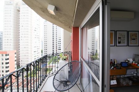 Apartamento à venda com 84m², 2 quartos e 1 vagaVaranda
