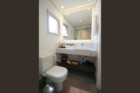 Apartamento à venda com 84m², 2 quartos e 1 vagaBanheiro da Suíte 2