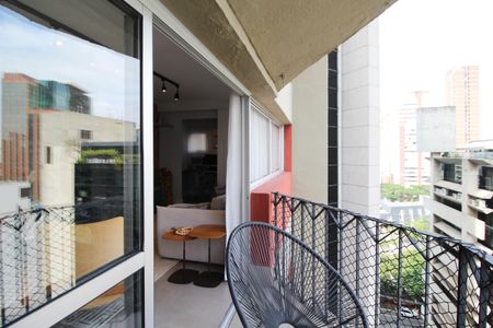 Varanda de apartamento à venda com 2 quartos, 84m² em Itaim Bibi, São Paulo