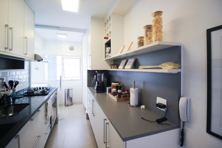 Apartamento à venda com 84m², 2 quartos e 1 vagaCozinha
