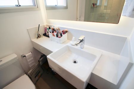 Apartamento à venda com 84m², 2 quartos e 1 vagaBanheiro da Suíte 2