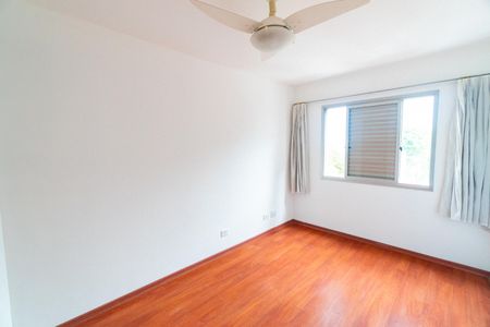 Apartamento à venda com 78m², 2 quartos e 2 vagasQuarto 2