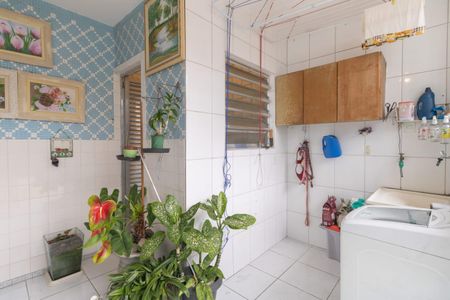 Casa à venda com 209m², 2 quartos e 1 vaga Casa à venda com 209m², 2 quartos e 1 vagaÁrea de Serviço