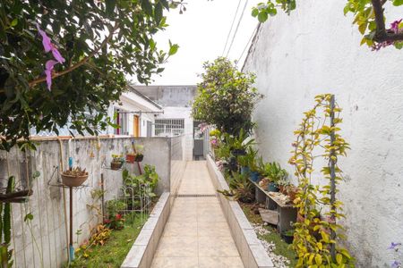 Casa à venda com 209m², 2 quartos e 1 vaga Casa à venda com 209m², 2 quartos e 1 vagaCorredor