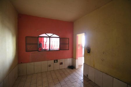 Quarto de kitnet/studio para alugar com 1 quarto, 35m² em Banco de Areia, Mesquita