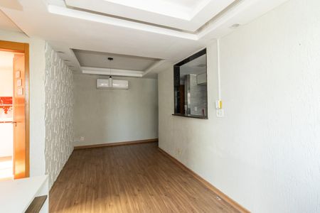 Sala de apartamento para alugar com 2 quartos, 50m² em Guadalupe, Rio de Janeiro