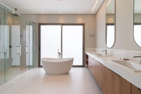 Casa de condomínio à venda com 678m², 4 quartos e 4 vagasFoto 03
