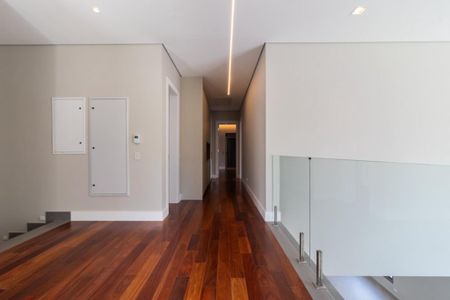 Casa de condomínio à venda com 678m², 4 quartos e 4 vagasFoto 16