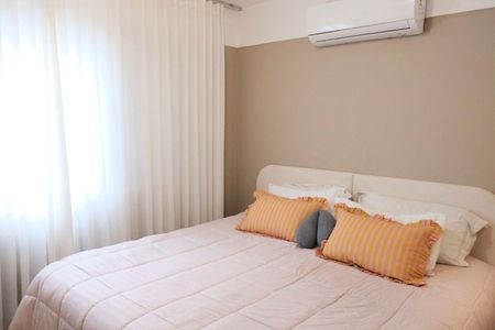 Apartamento à venda com 286m², 5 quartos e 4 vagasQuarto