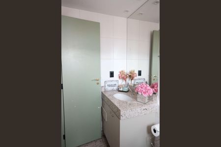 Apartamento à venda com 286m², 5 quartos e 4 vagasBanheiro