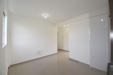 Sala e Cozinha do Studio de apartamento para alugar com 1 quarto, 30m² em Jardim das Américas, Curitiba