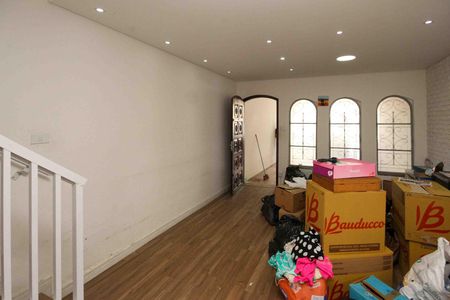 Sala de casa à venda com 2 quartos, 123m² em Parque São Lucas, São Paulo