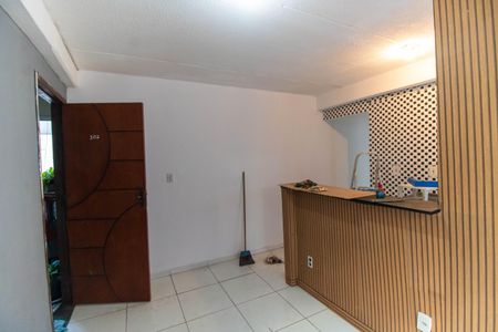 Sala de apartamento à venda com 2 quartos, 45m² em Cubango, Niterói