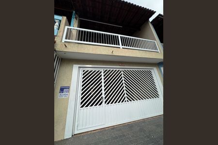 Casa para alugar com 174m², 3 quartos e 2 vagasFachada com PLACA
