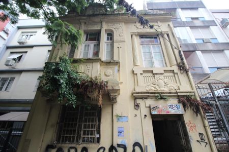 Casa à venda com 226m², 0 quarto e 1 vagaFachada