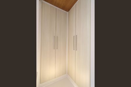 Apartamento à venda com 42m², 1 quarto e 1 vagaArmário 