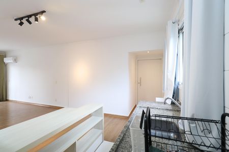Apartamento à venda com 42m², 1 quarto e 1 vagaCozinha e Área de serviço 