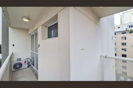 Apartamento à venda com 42m², 1 quarto e 1 vaga Apartamento à venda com 42m², 1 quarto e 1 vagaVaranda
