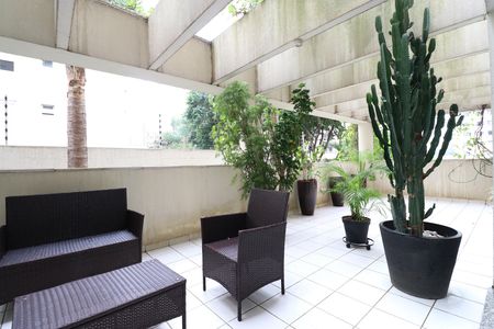 Apartamento à venda com 42m², 1 quarto e 1 vagaÁrea comum 