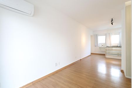 Apartamento à venda com 42m², 1 quarto e 1 vagaSala/Quarto