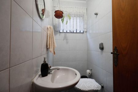 Lavabo de casa à venda com 5 quartos, 250m² em Vila Nova Mazzei, São Paulo