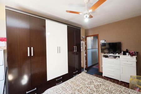 Suíte de casa à venda com 5 quartos, 250m² em Vila Nova Mazzei, São Paulo