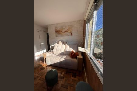 Sala de apartamento à venda com 2 quartos, 52m² em Cristal, Porto Alegre