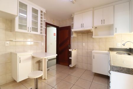 Apartamento para alugar com 94m², 3 quartos e 2 vagasCozinha