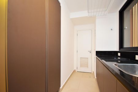 Apartamento para alugar com 189m², 3 quartos e 2 vagaslavanderia