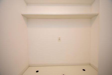 Apartamento para alugar com 189m², 3 quartos e 2 vagasQuarto de Serviço
