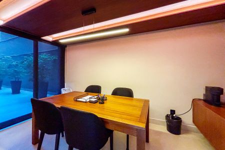 Apartamento para alugar com 189m², 3 quartos e 2 vagascoworking