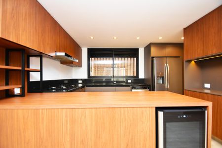 Apartamento para alugar com 189m², 3 quartos e 2 vagascozinha