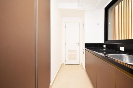 Apartamento para alugar com 189m², 3 quartos e 2 vagaslavanderia