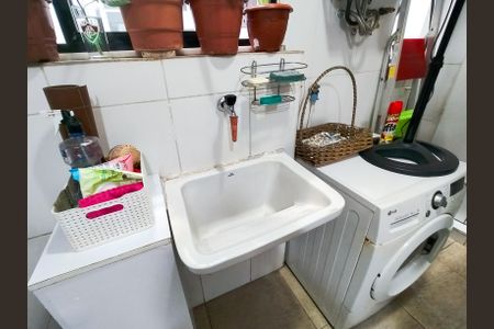 Apartamento à venda com 86m², 3 quartos e 1 vagaÁrea de Serviço