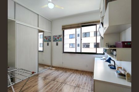 Apartamento à venda com 86m², 3 quartos e 1 vagaQuarto 2
