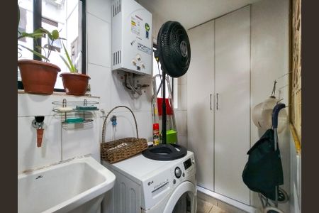 Apartamento à venda com 86m², 3 quartos e 1 vagaÁrea de Serviço