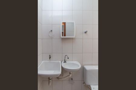 Banheiro de apartamento para alugar com 1 quarto, 30m² em Vila Gustavo, São Paulo