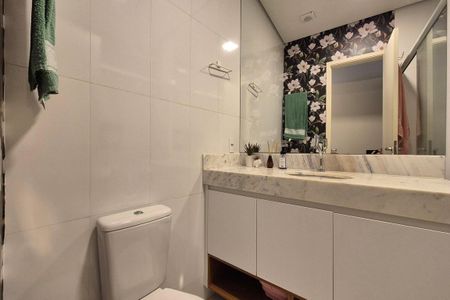 Apartamento à venda com 93m², 2 quartos e 1 vagaBanheiro da Suíte