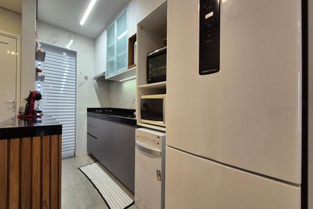 Apartamento à venda com 93m², 2 quartos e 1 vagaCozinha 