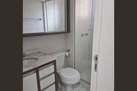 Casa de condomínio à venda com 146m², 3 quartos e 2 vagasBanheiro