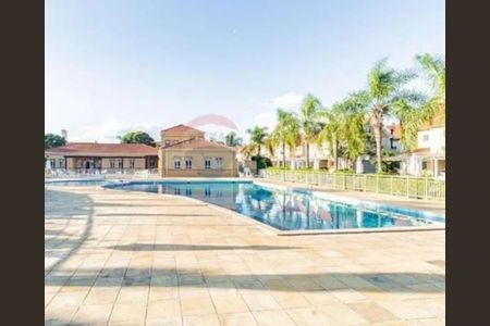 Casa de condomínio à venda com 146m², 3 quartos e 2 vagasÁrea externa