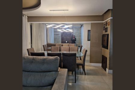 Casa de condomínio à venda com 146m², 3 quartos e 2 vagasSala