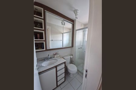 Casa de condomínio à venda com 146m², 3 quartos e 2 vagasBanheiro