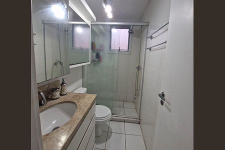 Casa de condomínio à venda com 146m², 3 quartos e 2 vagasBanheiro