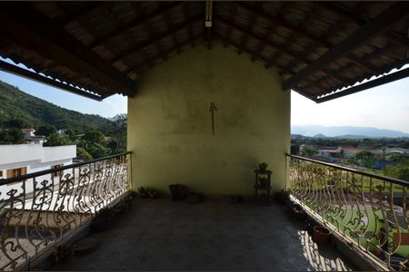 Apartamento à venda com 100m², 2 quartos e 1 vagaTarraço Coberto