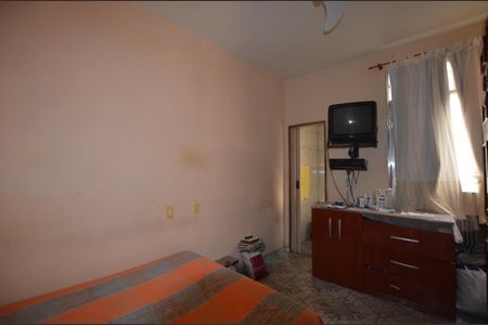 Apartamento à venda com 100m², 2 quartos e 1 vagaQuarto 1 Suite