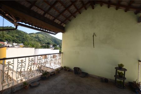 Apartamento à venda com 100m², 2 quartos e 1 vagaTarraço Coberto