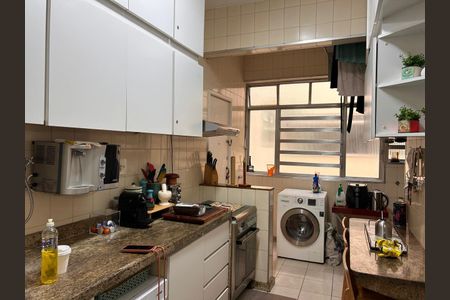 Apartamento à venda com 68m², 2 quartos e sem vagaCozinha