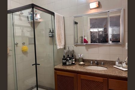 Apartamento à venda com 68m², 2 quartos e sem vagaBanheiro