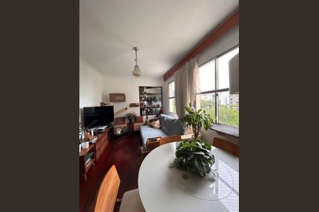 Sala de apartamento à venda com 2 quartos, 68m² em Leblon, Rio de Janeiro